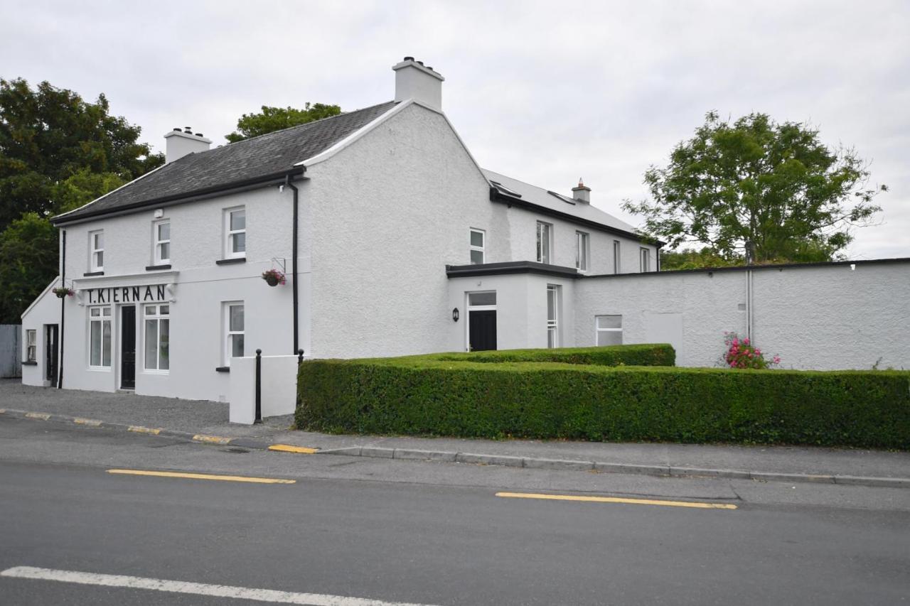 Kiernan'S Self Catering & Accommodation Legan Extérieur photo